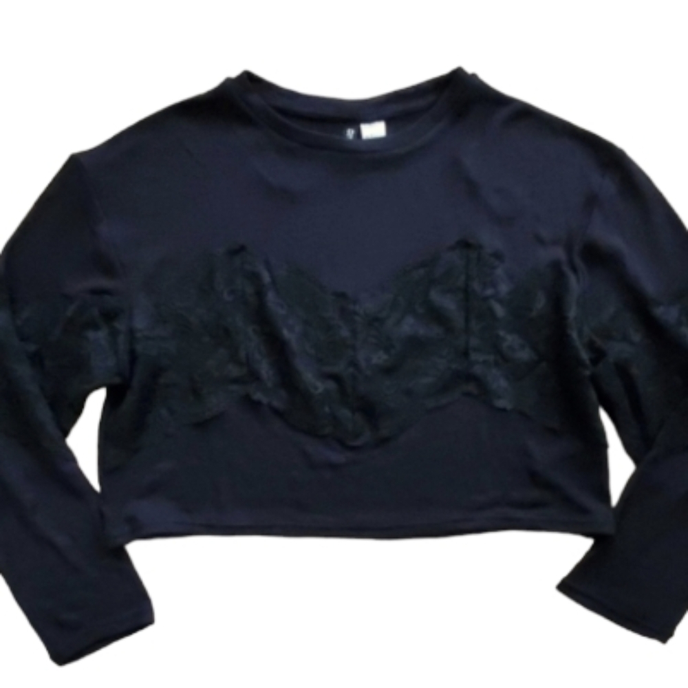 Divided Womans Black Lace Cropped Sweater Size Small